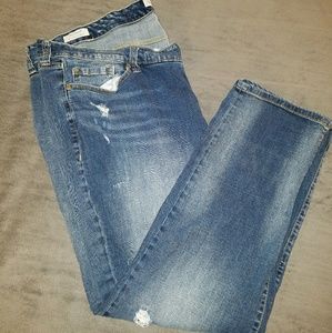 *LAST CHANCE* Torrid distressed boyfriend jeans